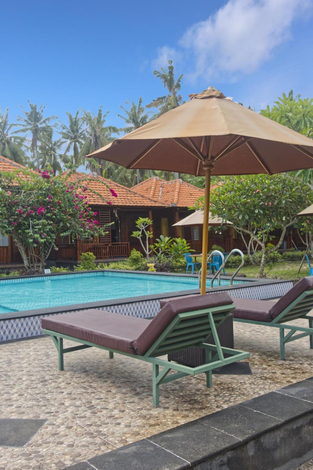 Putri Nusa Beach Ped Exteriör bild